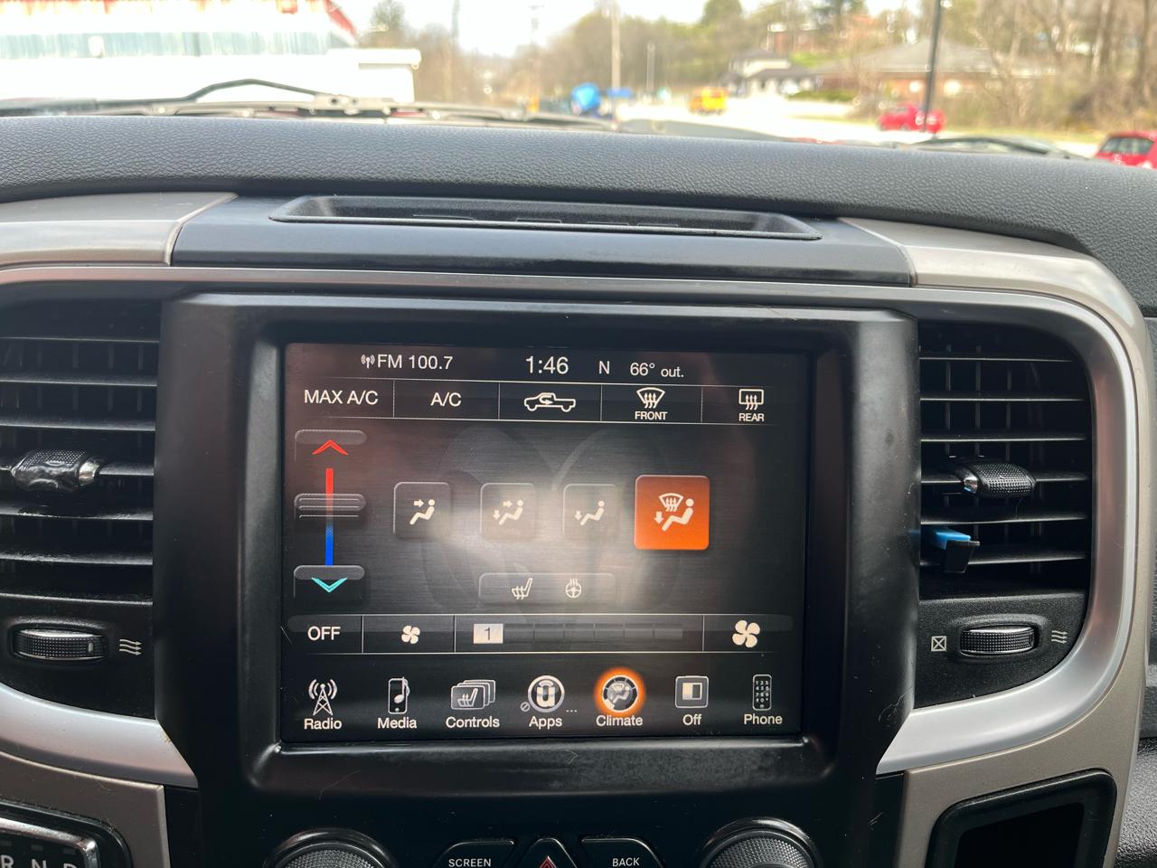 RAM 1500 SLT Crew Cab SWB 4WD 2014