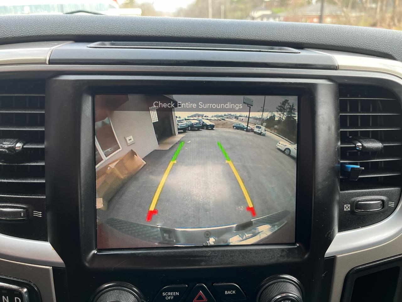 RAM 1500 SLT Crew Cab SWB 4WD 2014