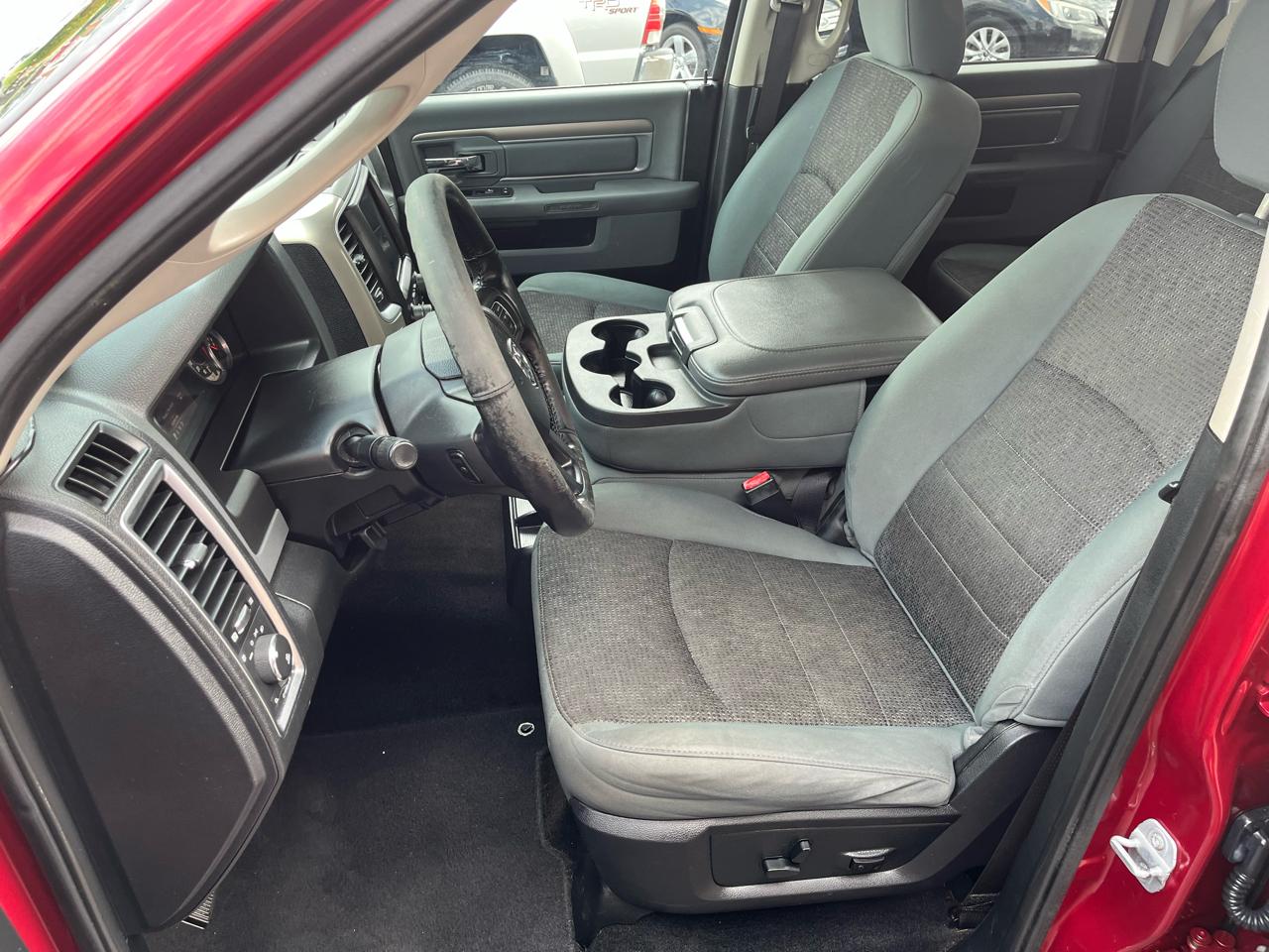 RAM 1500 SLT Crew Cab SWB 4WD 2014