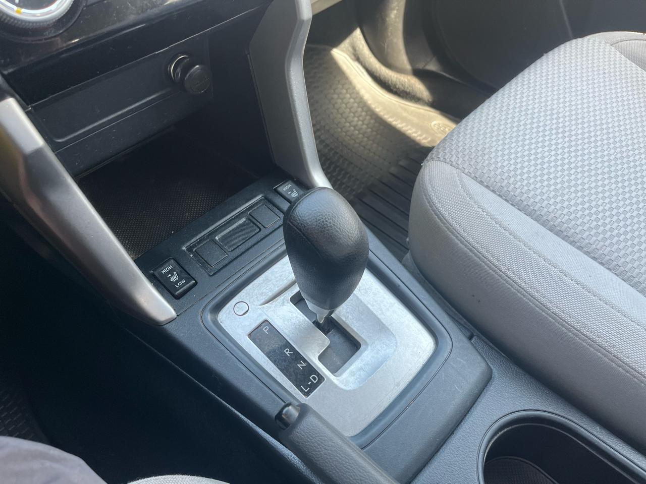 Subaru Forester 2.5i Premium PZEV CVT 2016