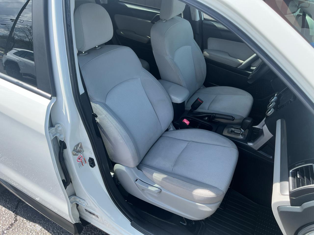 Subaru Forester 2.5i Premium PZEV CVT 2016