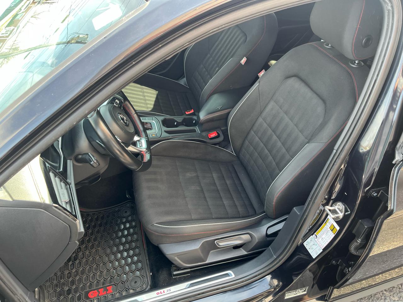 Volkswagen Jetta GLI 35th Anniversary Edition 7A 2019