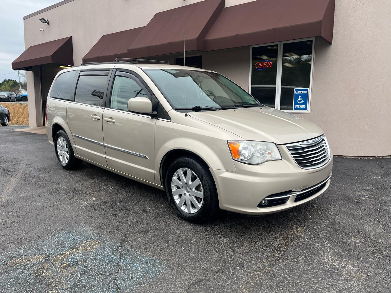 Chrysler Town & Country Touring 2014