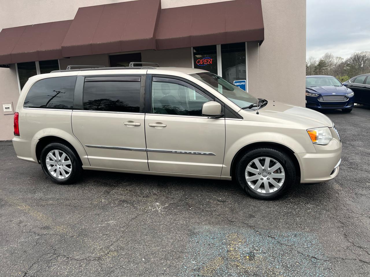 Chrysler Town & Country Touring 2014