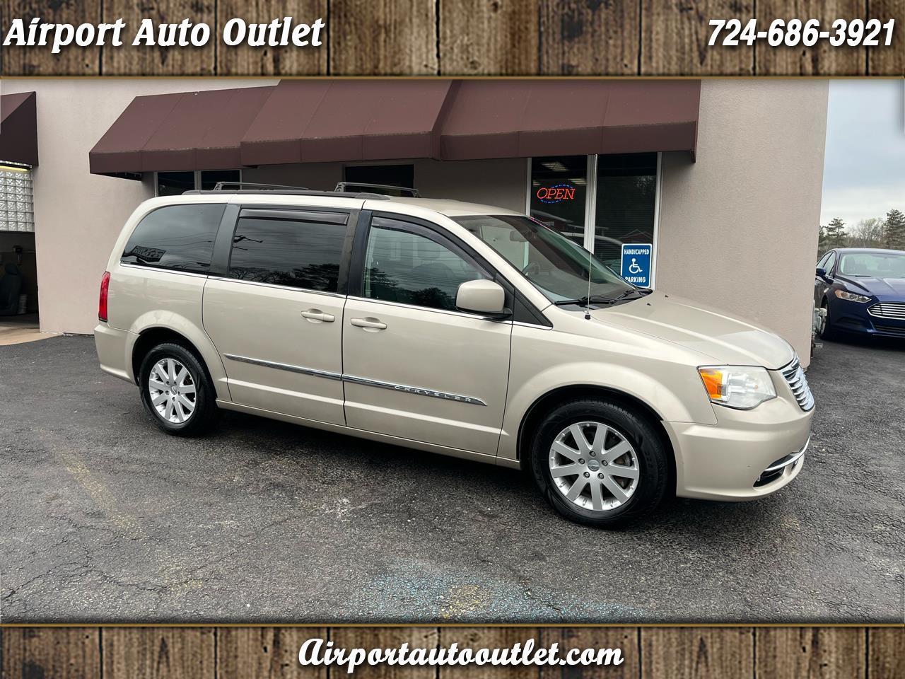 2014 Chrysler Town & Country Touring