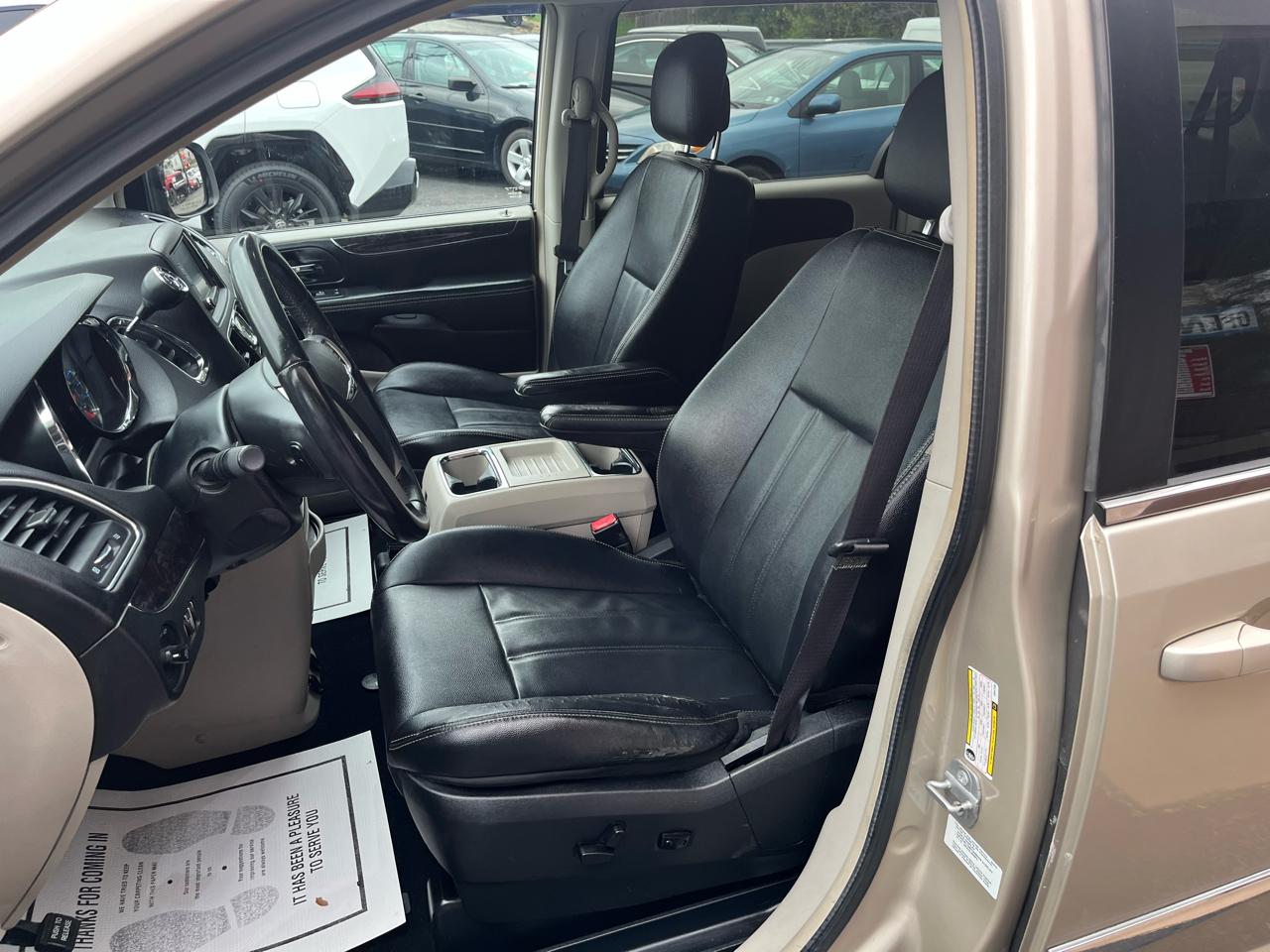 Chrysler Town & Country Touring 2014