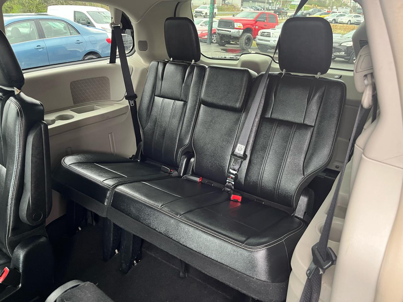 Chrysler Town & Country Touring 2014