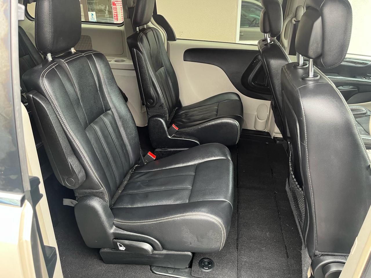 Chrysler Town & Country Touring 2014