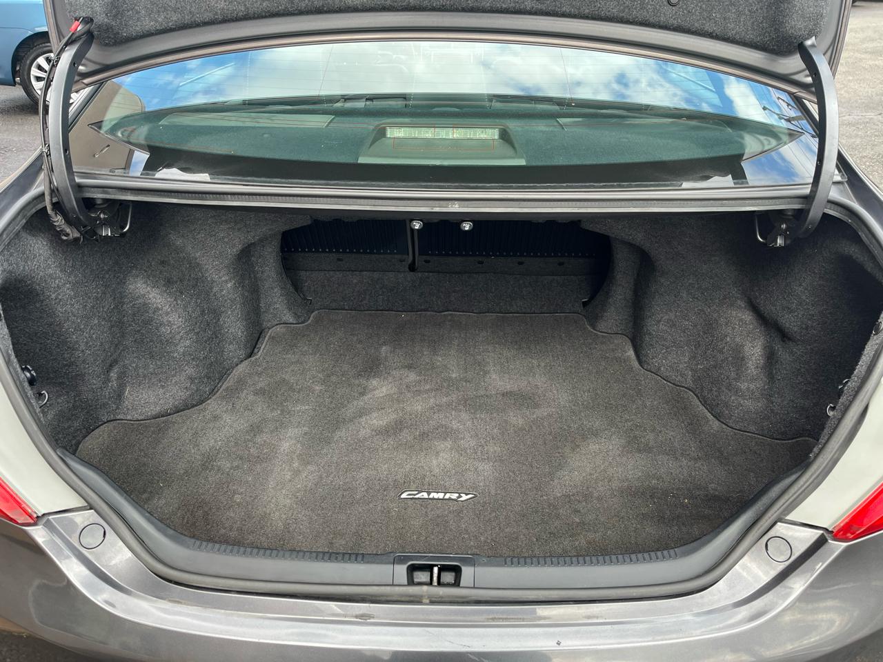 Toyota Camry SE 4D Sedan 2012