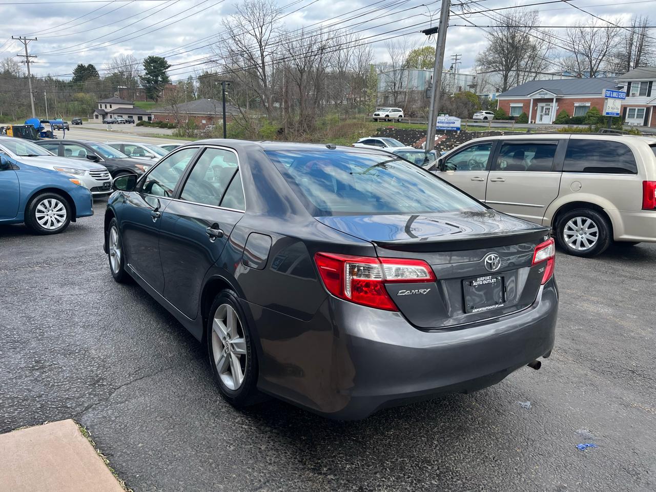 Toyota Camry SE 4D Sedan 2012