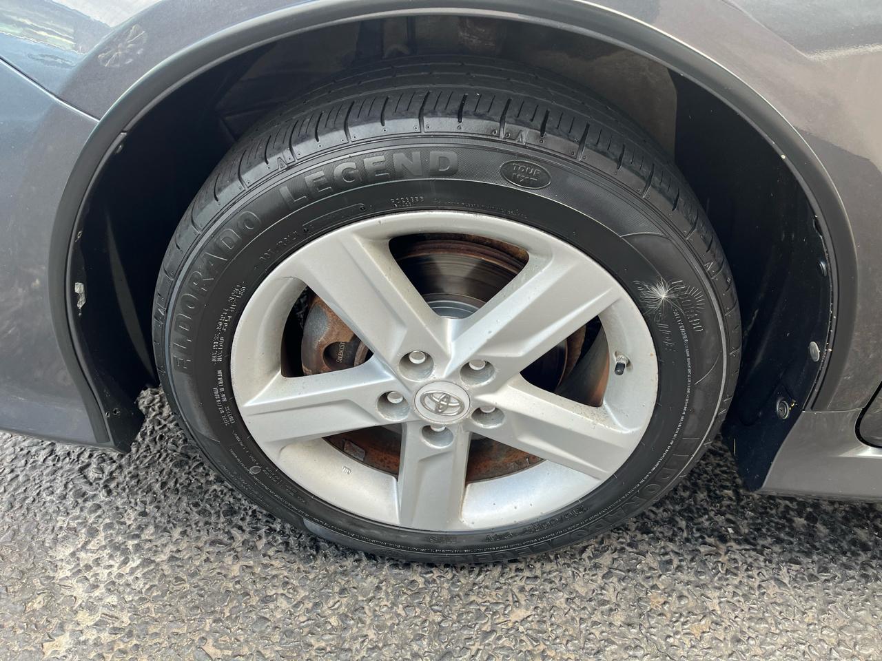 Toyota Camry SE 4D Sedan 2012