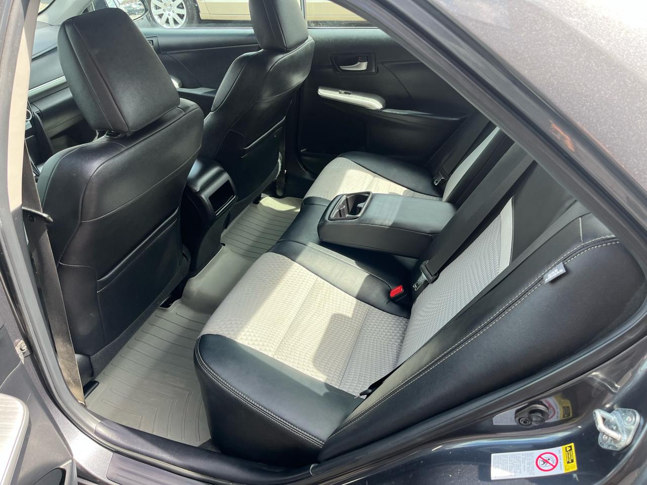 Toyota Camry SE 4D Sedan 2012