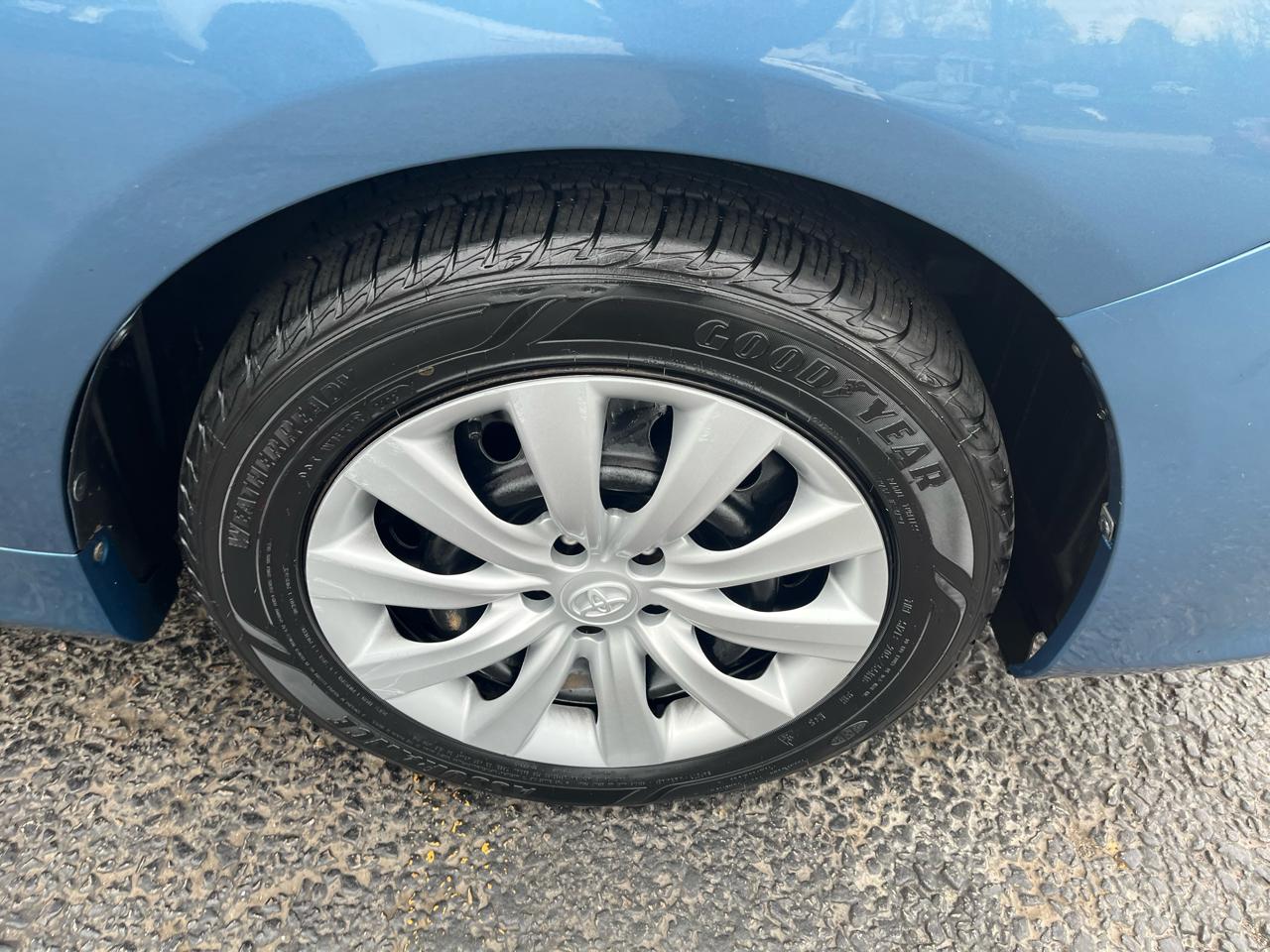 Toyota Corolla LE 4D Sedan at 2013