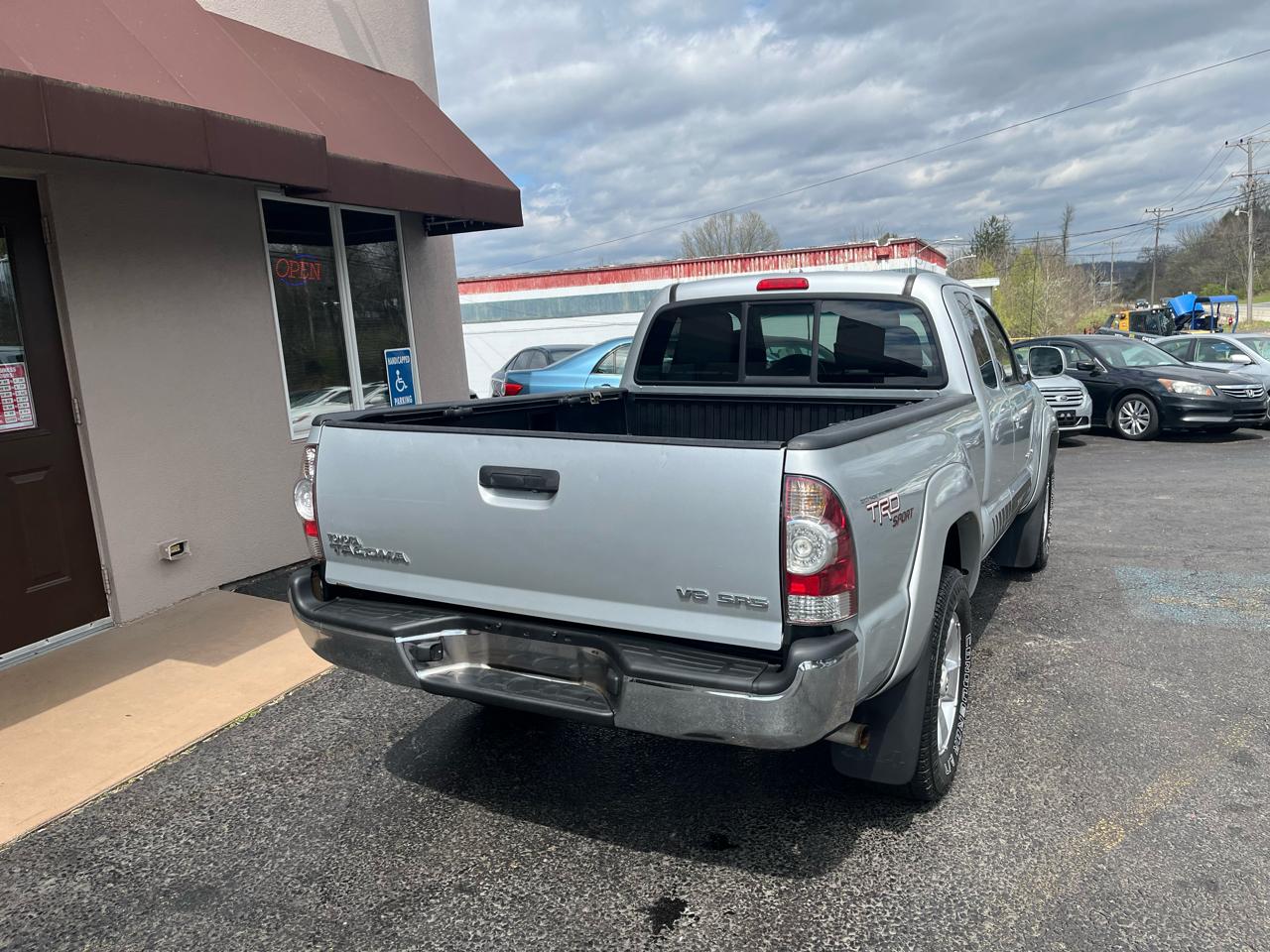 Toyota Tacoma Access Cab V6 4WD 2009