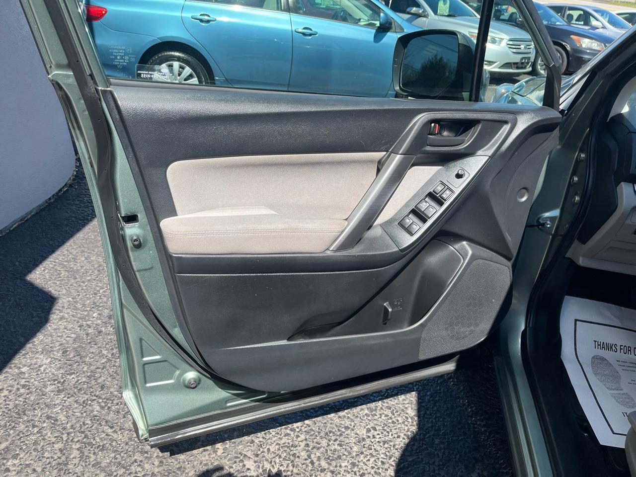 Subaru Forester 2.5i 2014