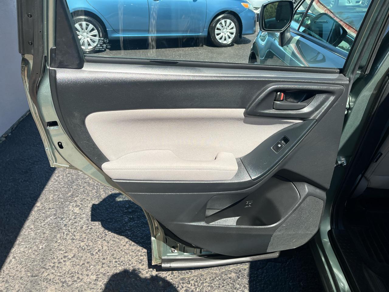 Subaru Forester 2.5i 2014