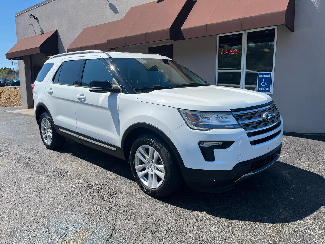 Ford Explorer XLT 4WD 2018