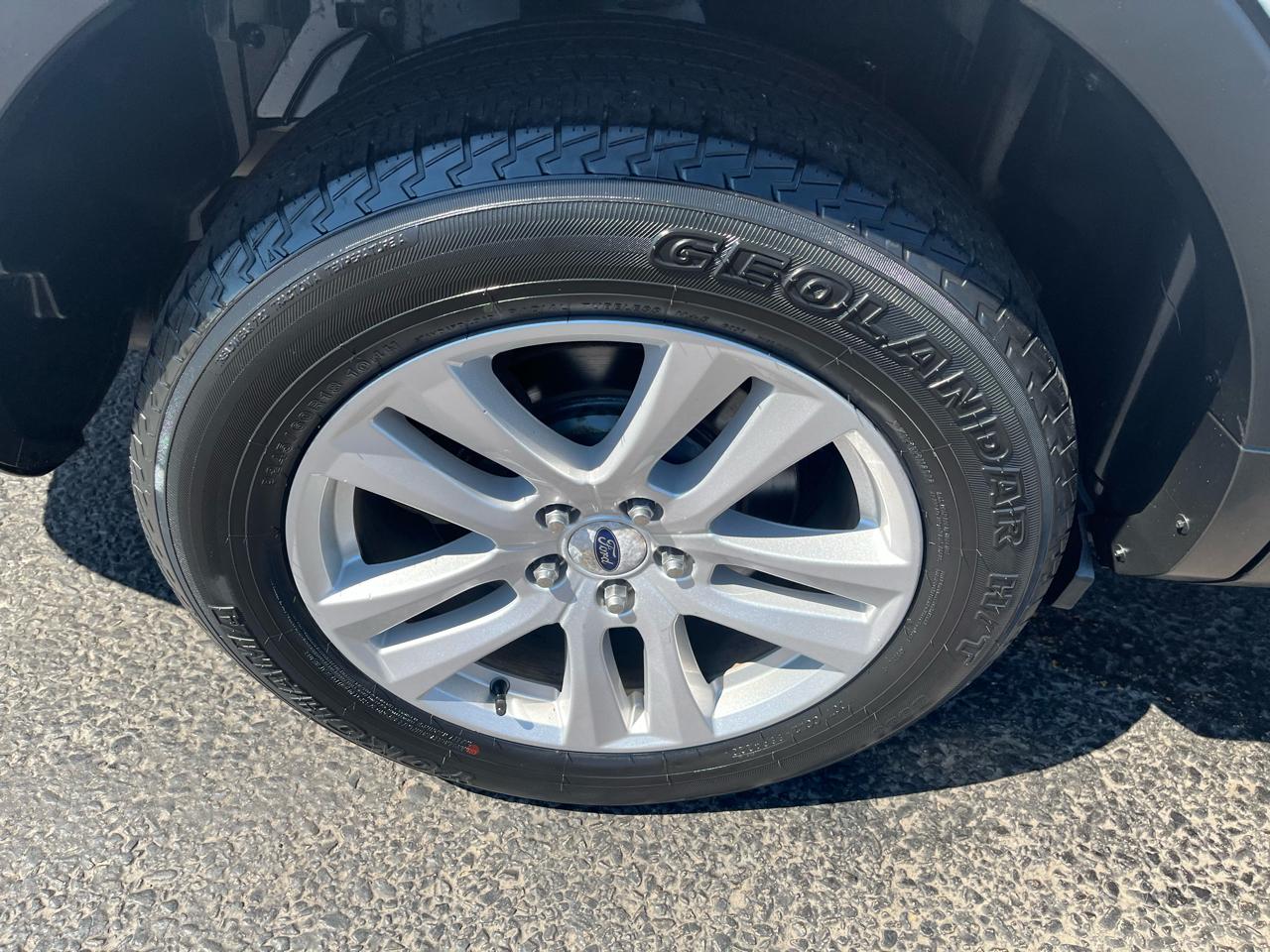 Ford Explorer XLT 4WD 2018