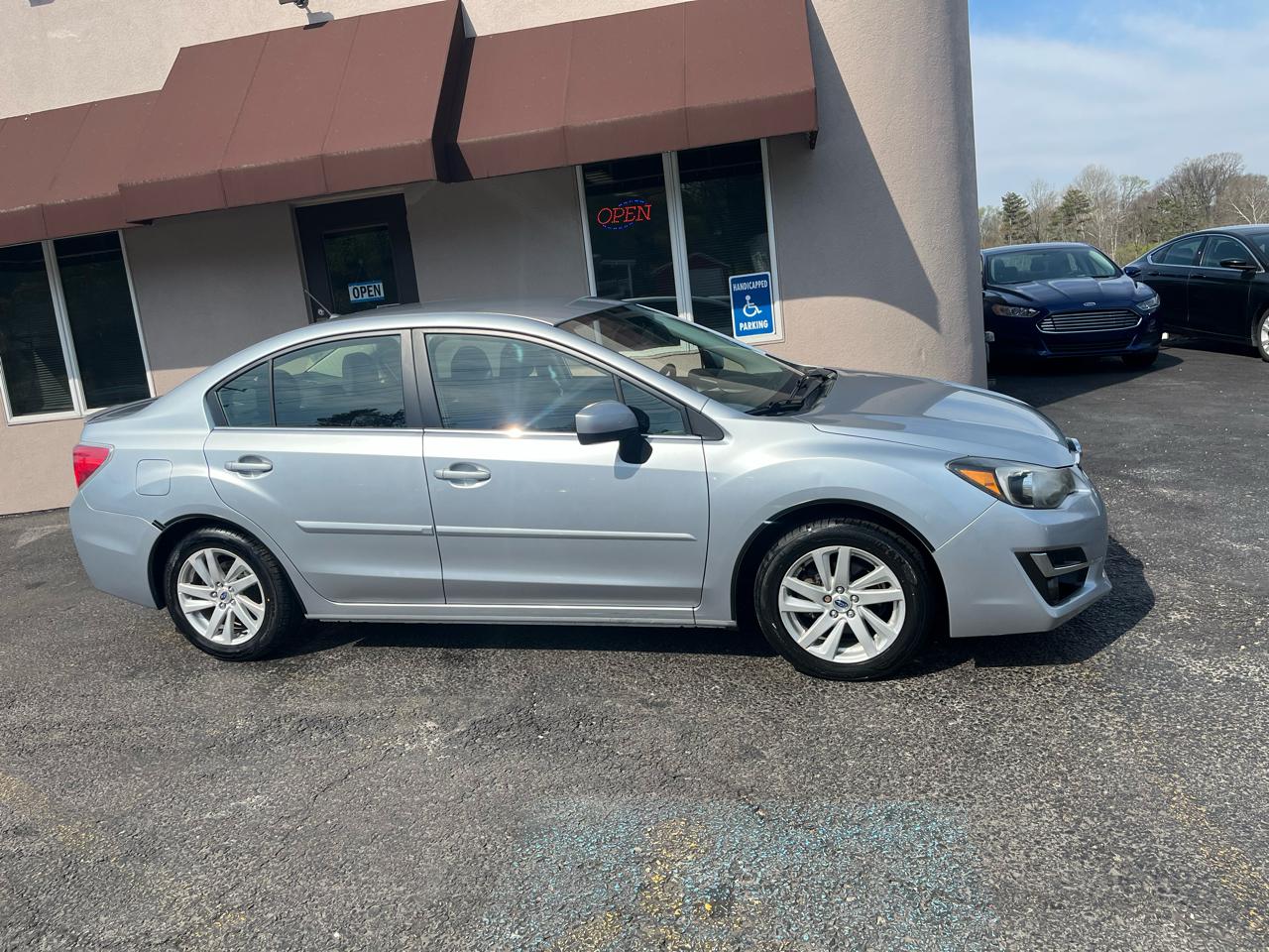 Subaru Impreza 2.0i Premium PZEV 4-Door 2015