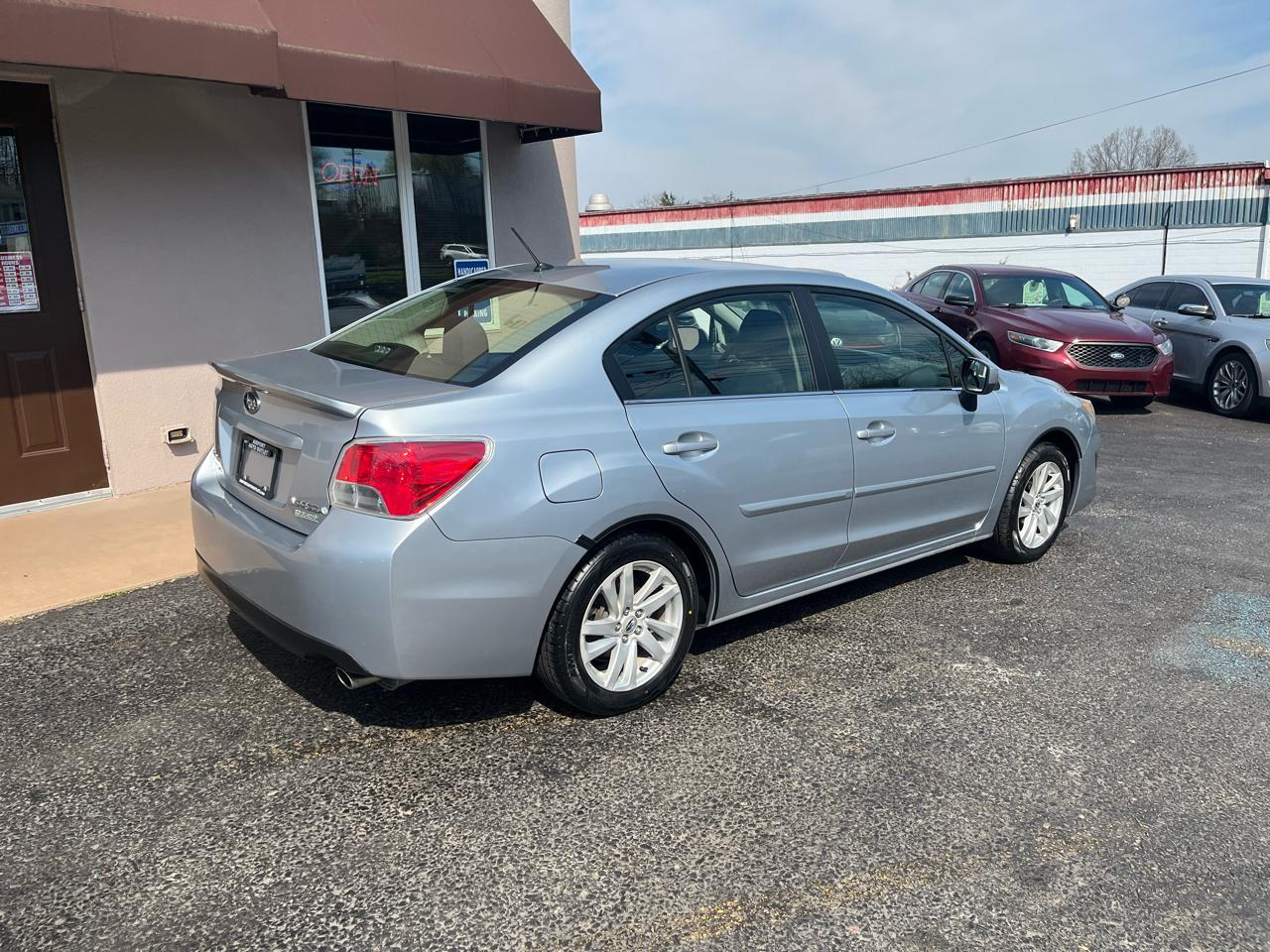 Subaru Impreza 2.0i Premium PZEV 4-Door 2015