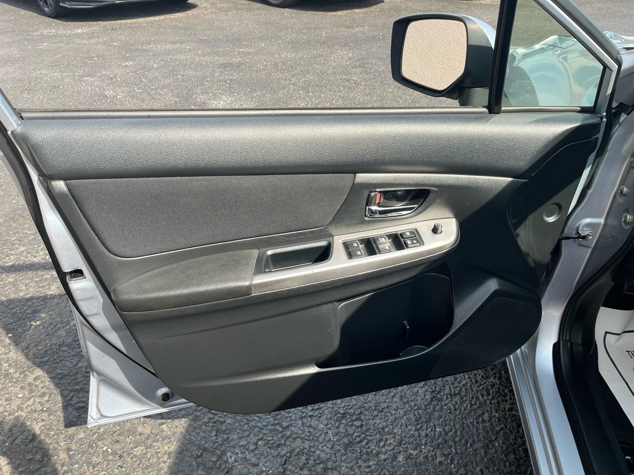 Subaru Impreza 2.0i Premium PZEV 4-Door 2015