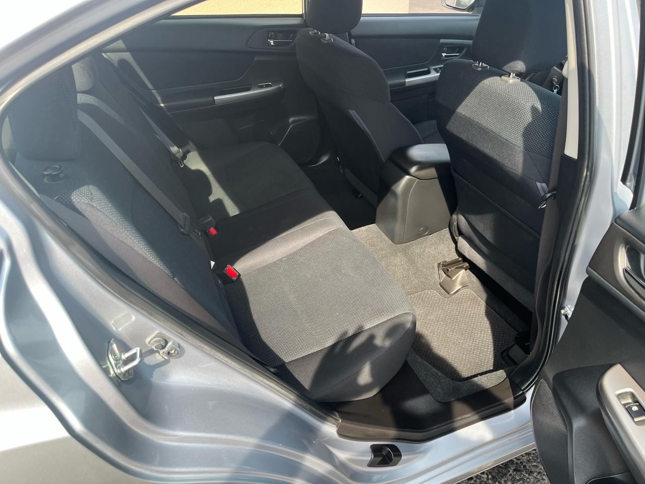 Subaru Impreza 2.0i Premium PZEV 4-Door 2015