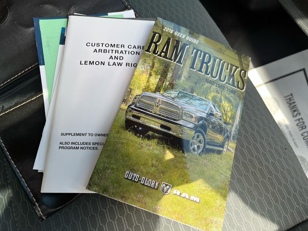 RAM 1500 SLT Quad Cab 4WD 2016