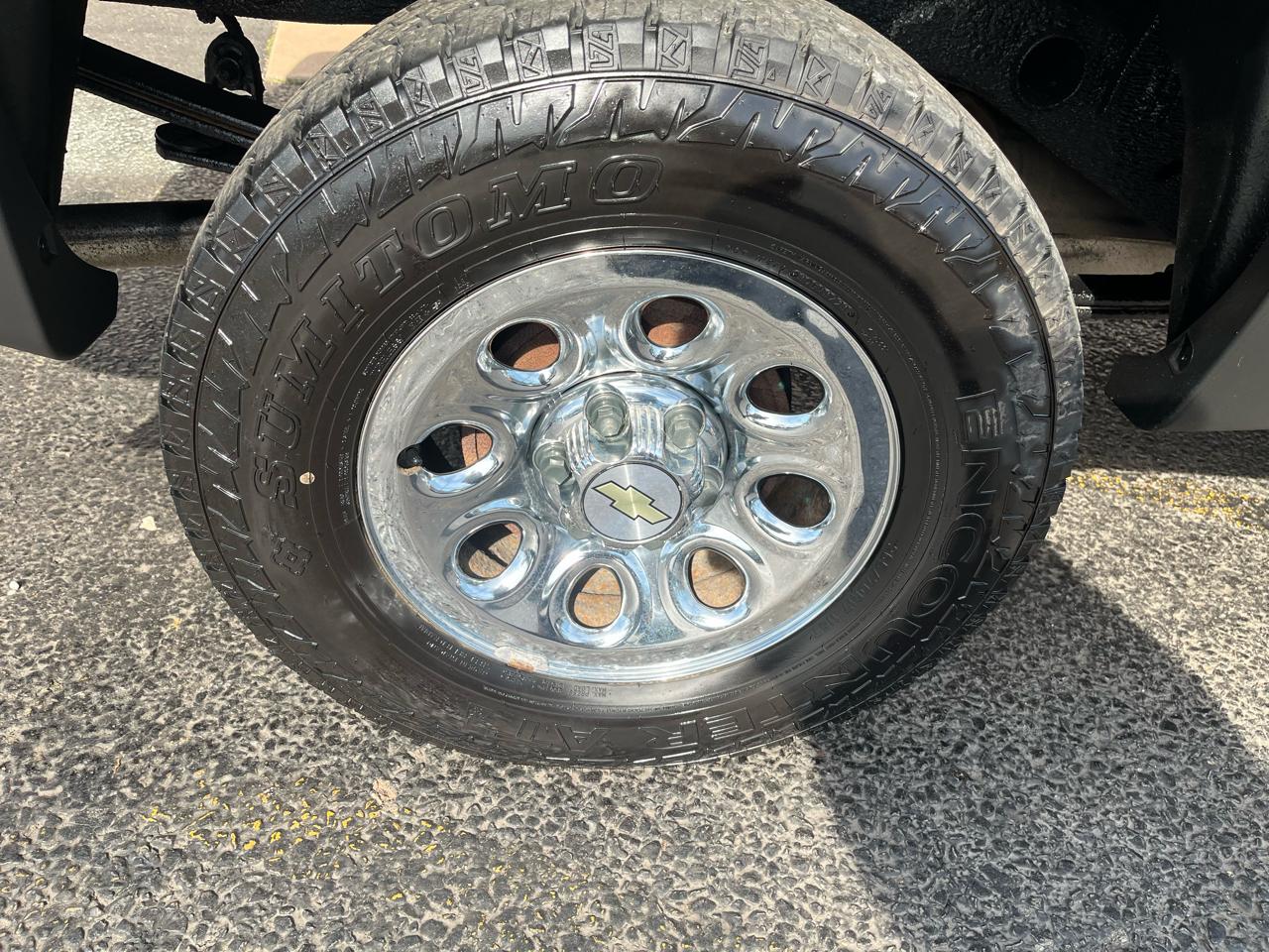 Chevrolet Silverado 1500 LS Extended Cab 4WD 2011