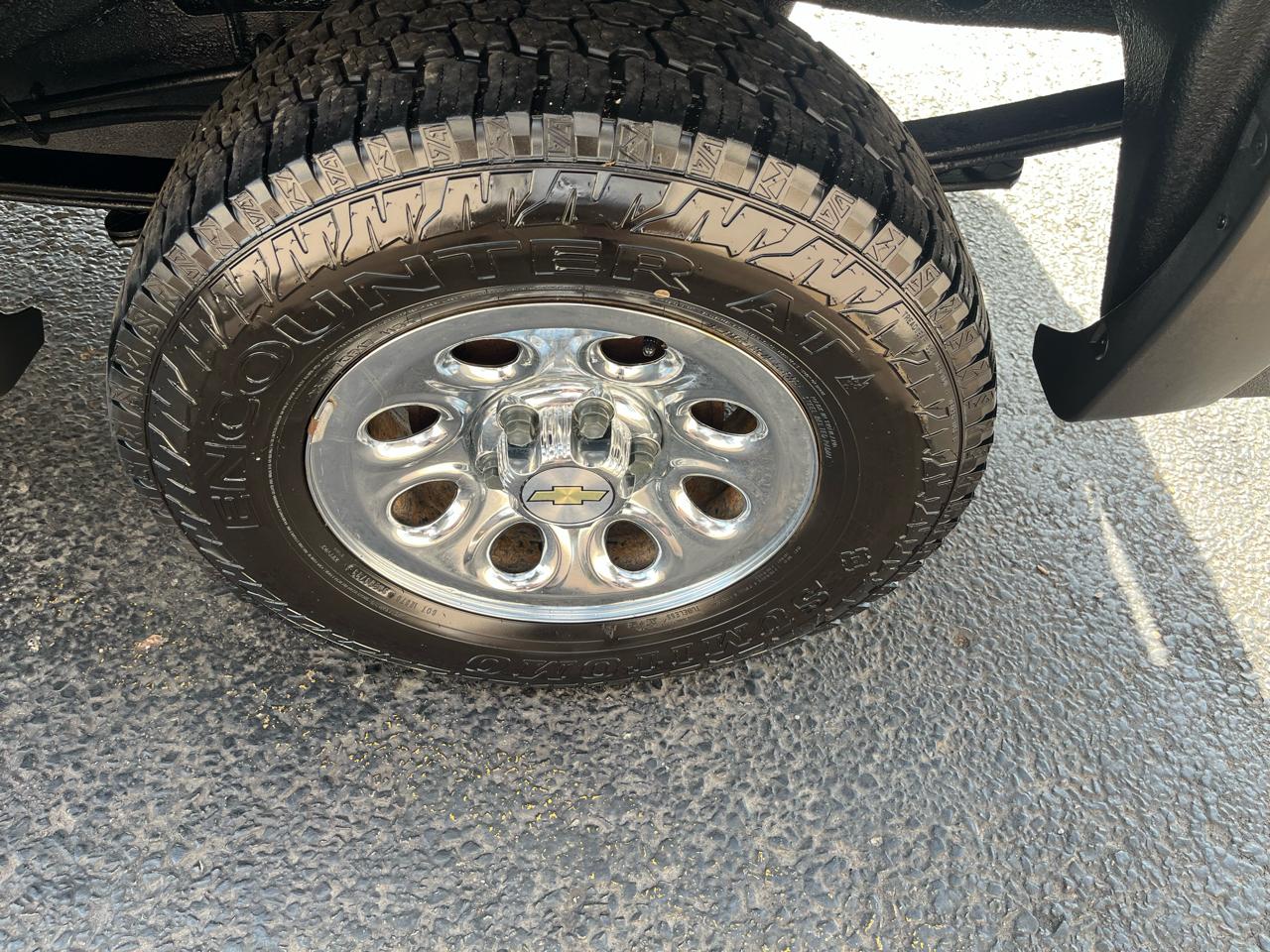 Chevrolet Silverado 1500 LS Extended Cab 4WD 2011