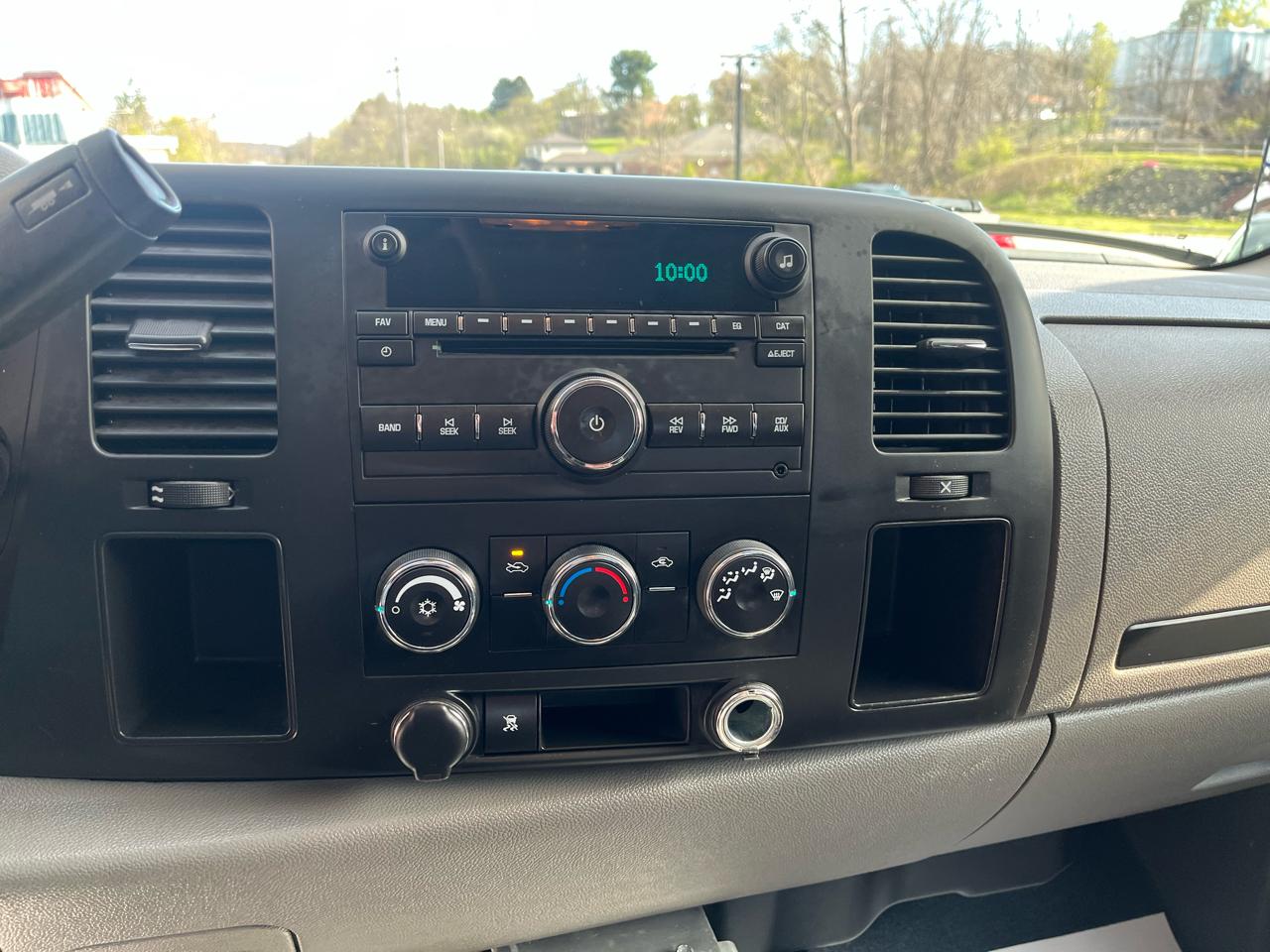Chevrolet Silverado 1500 LS Extended Cab 4WD 2011