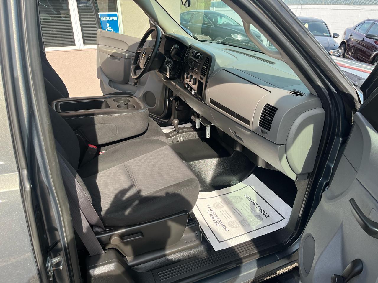 Chevrolet Silverado 1500 LS Extended Cab 4WD 2011