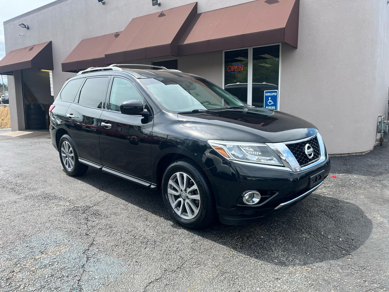 Nissan Pathfinder SV 4D SUV 4WD 2016