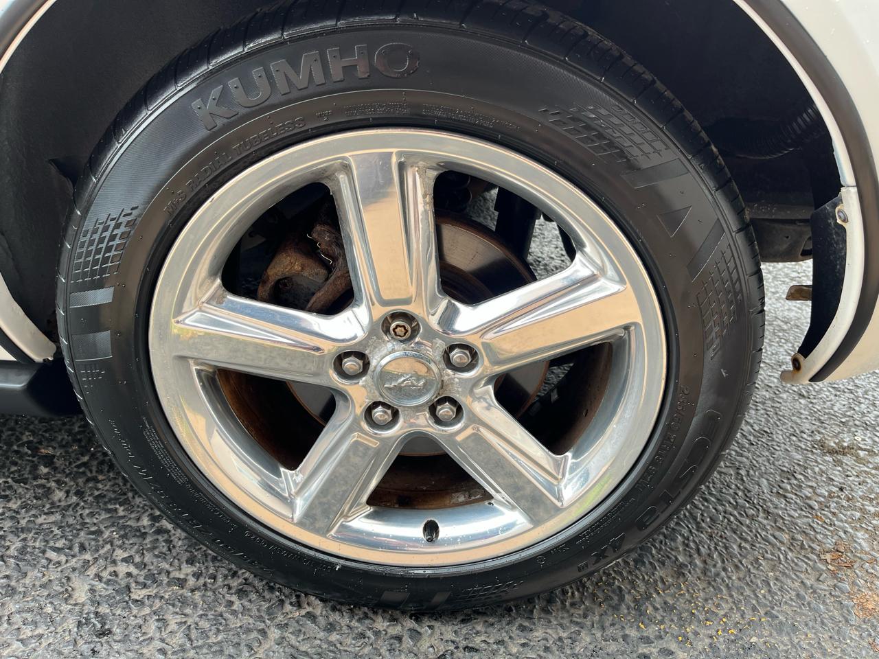 Ford Mustang V6 Premium Coupe 2008