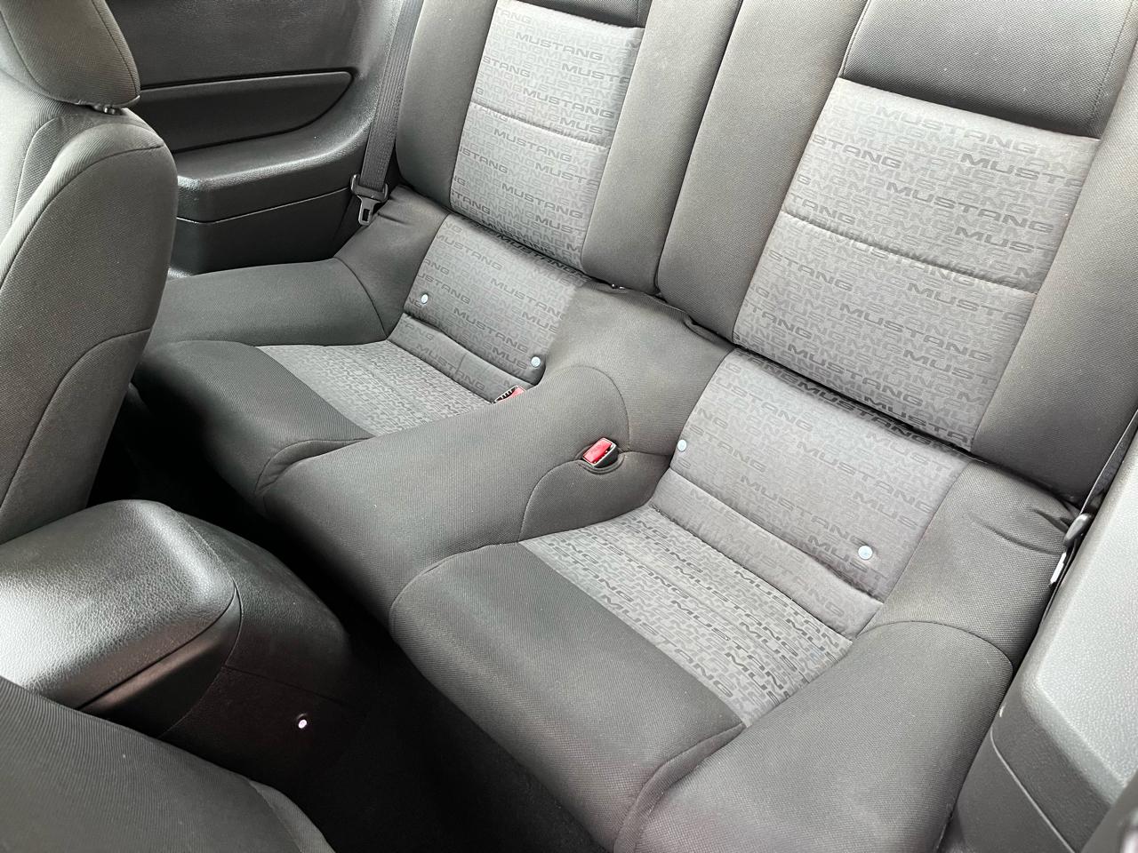 Ford Mustang V6 Premium Coupe 2008