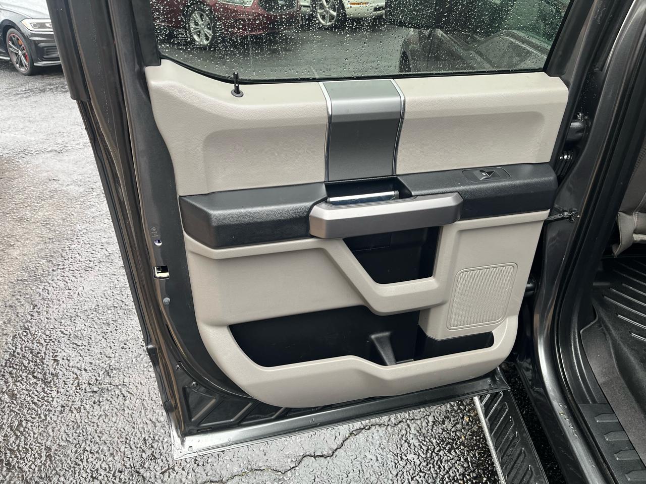 Ford F-150 XLT SuperCrew 5.5-ft. Bed 4WD 2018