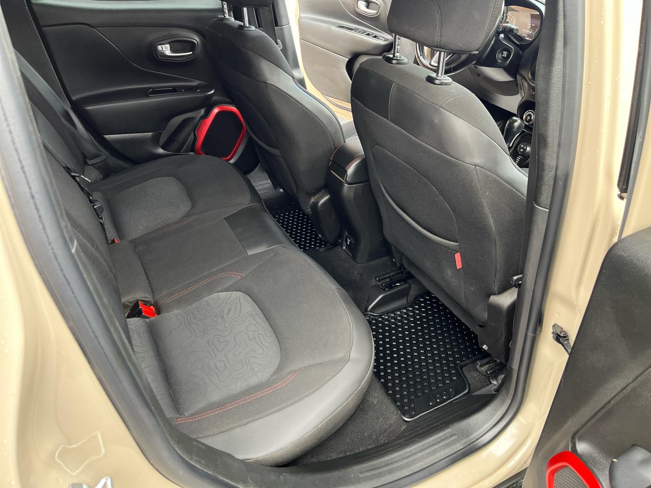 Jeep Renegade Trailhawk 2016