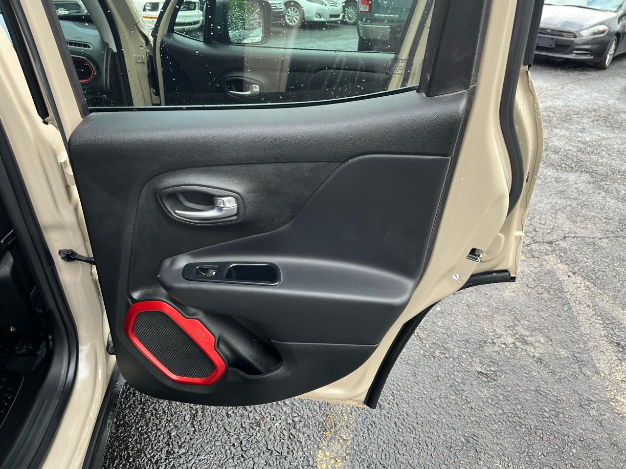 Jeep Renegade Trailhawk 2016