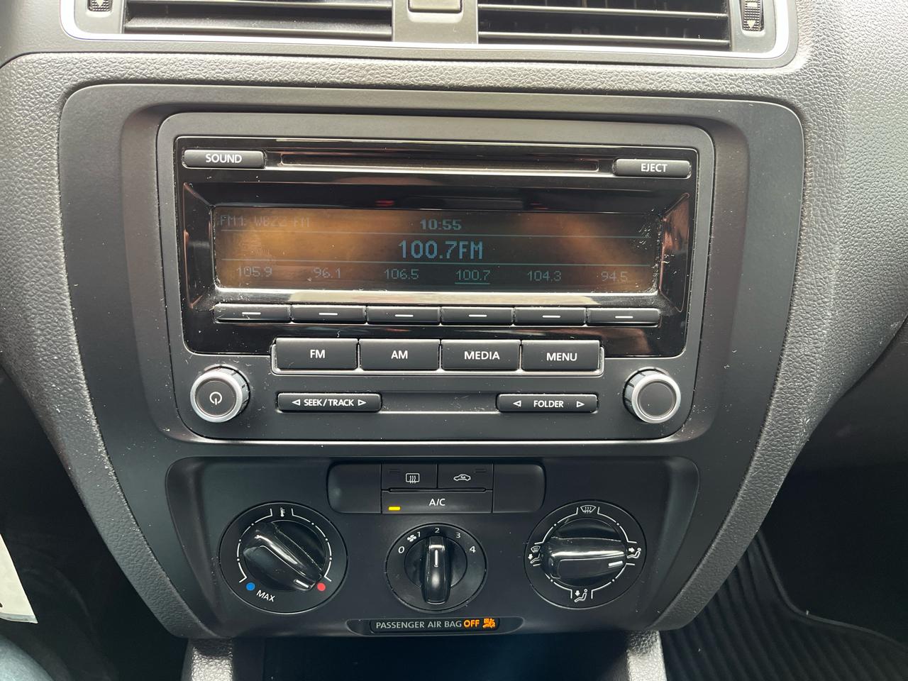 Volkswagen Jetta S 2014