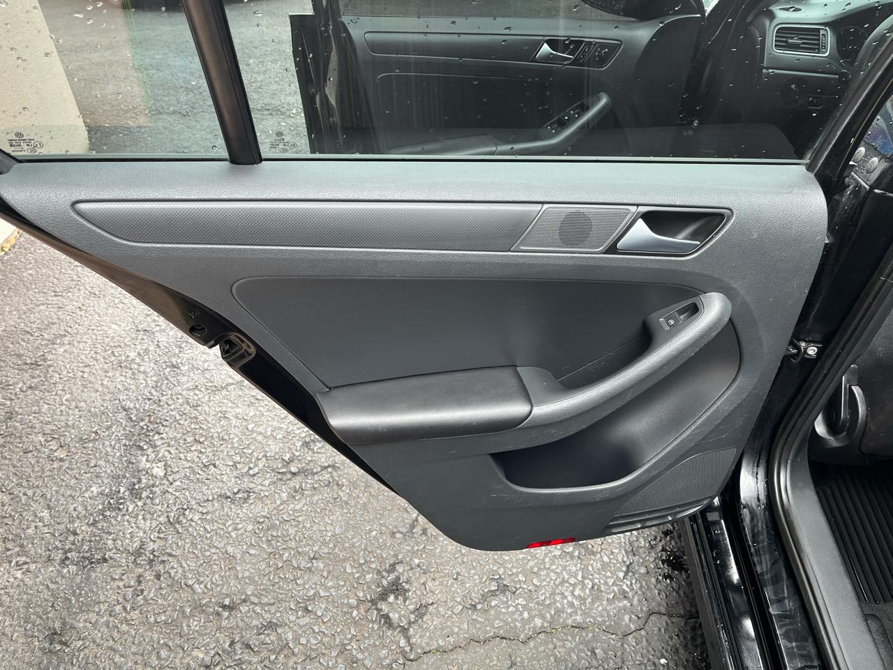 Volkswagen Jetta S 2014