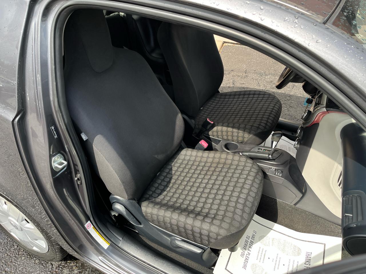 Scion iQ 3-Door Hatchback AT 2013