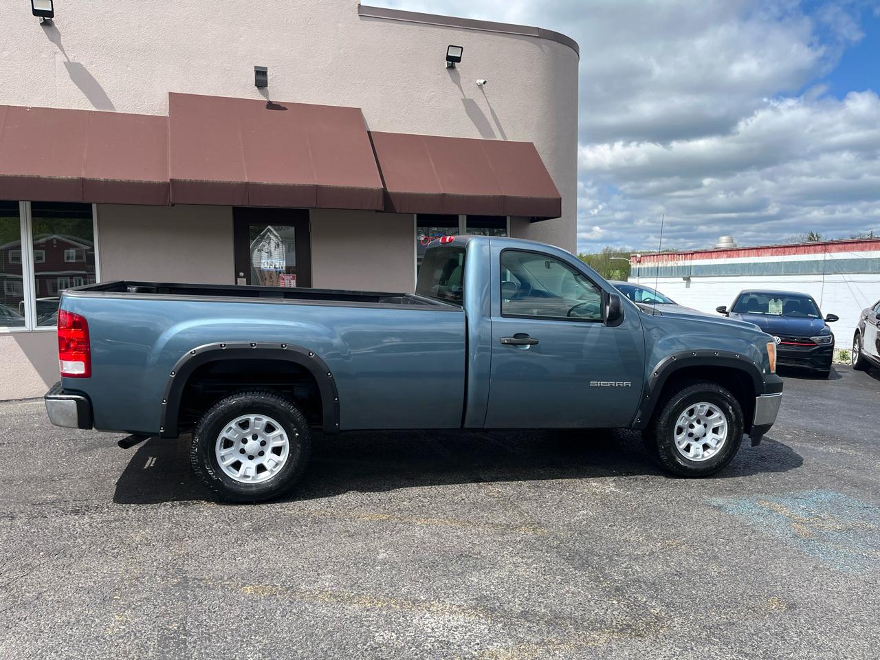 GMC Sierra 1500 Work Truck 2WD 2011