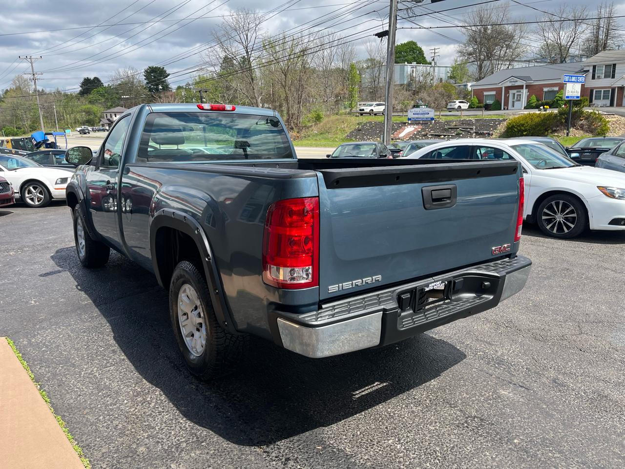 GMC Sierra 1500 Work Truck 2WD 2011