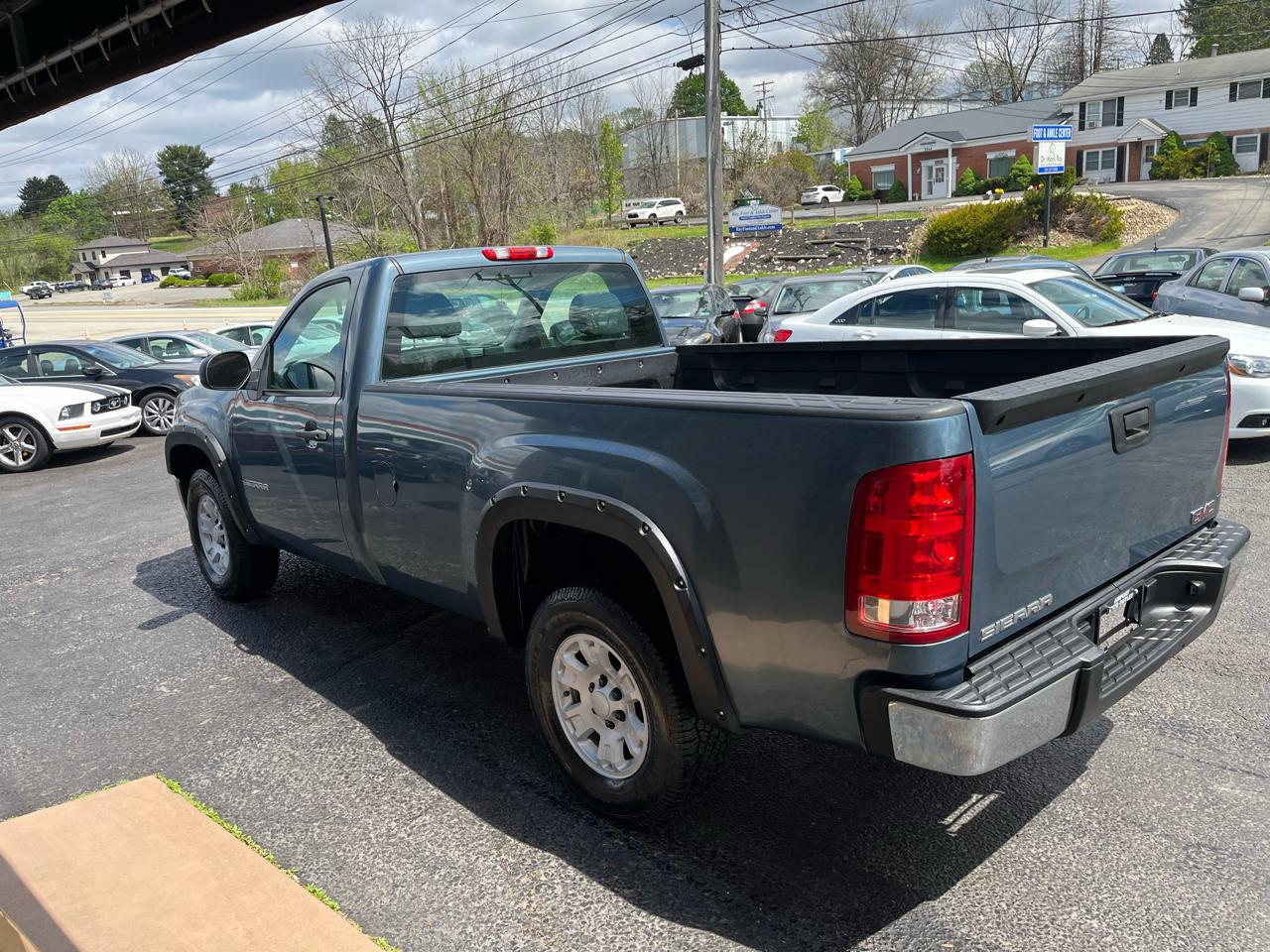 GMC Sierra 1500 Work Truck 2WD 2011