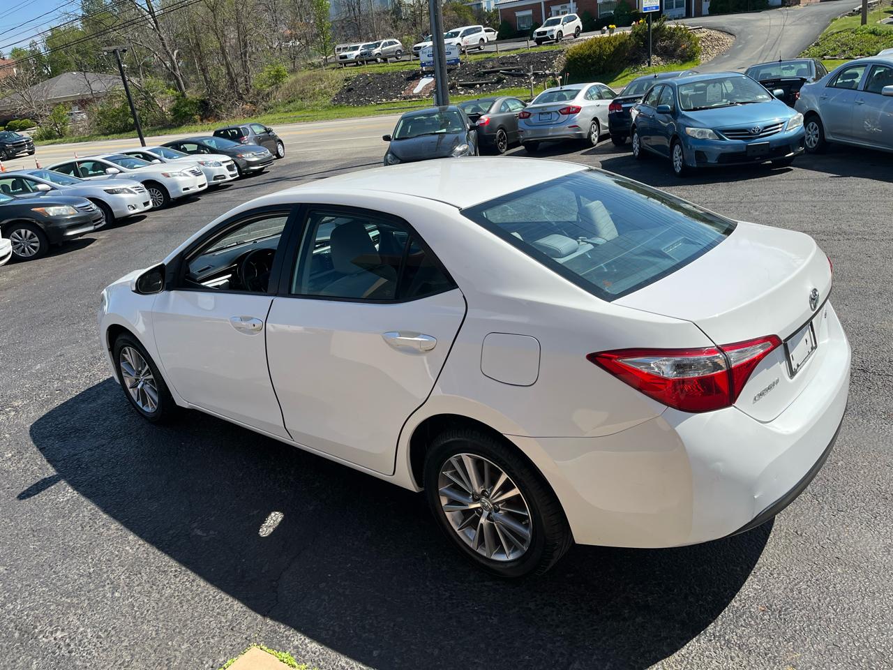 Toyota Corolla LE Eco Plus CVT 2015