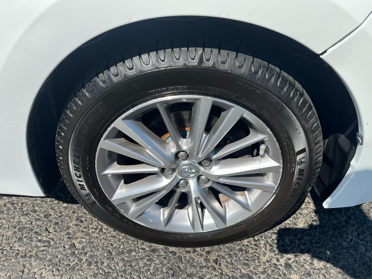 Toyota Corolla LE Eco Plus CVT 2015