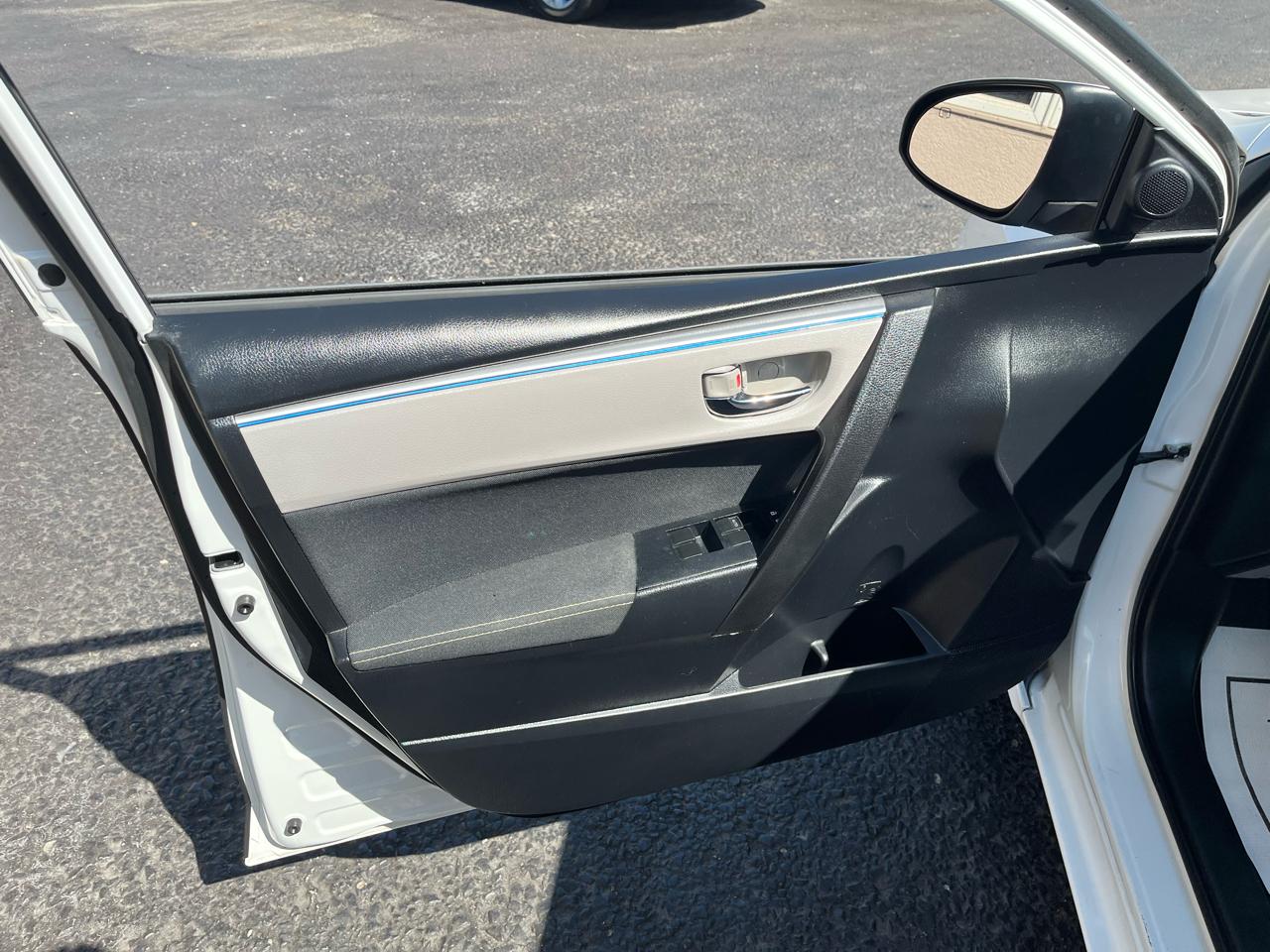 Toyota Corolla LE Eco Plus CVT 2015