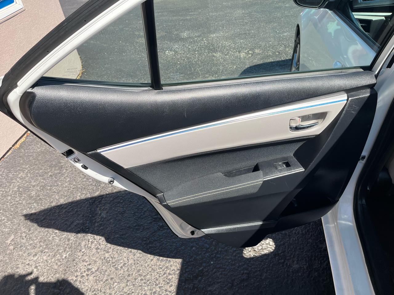 Toyota Corolla LE Eco Plus CVT 2015