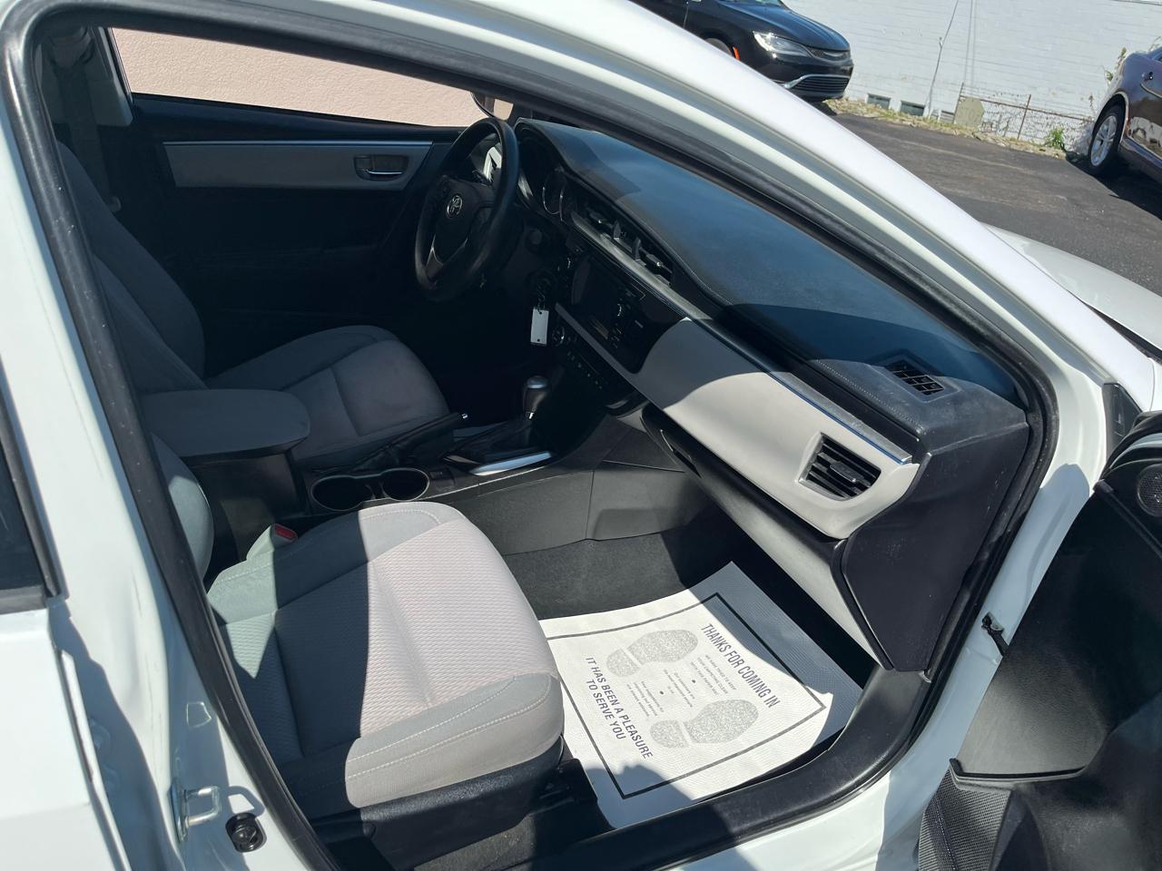 Toyota Corolla LE Eco Plus CVT 2015