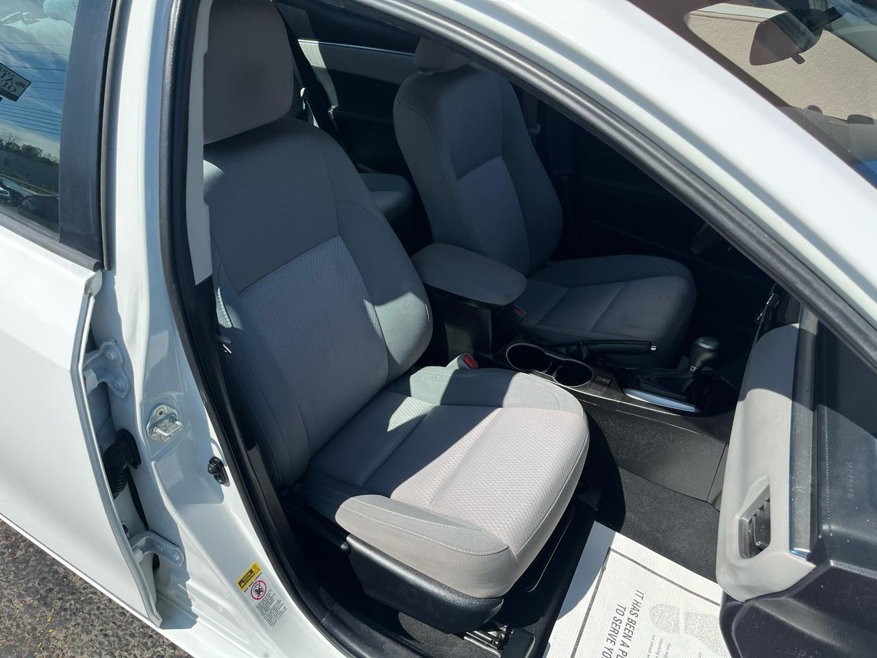 Toyota Corolla LE Eco Plus CVT 2015