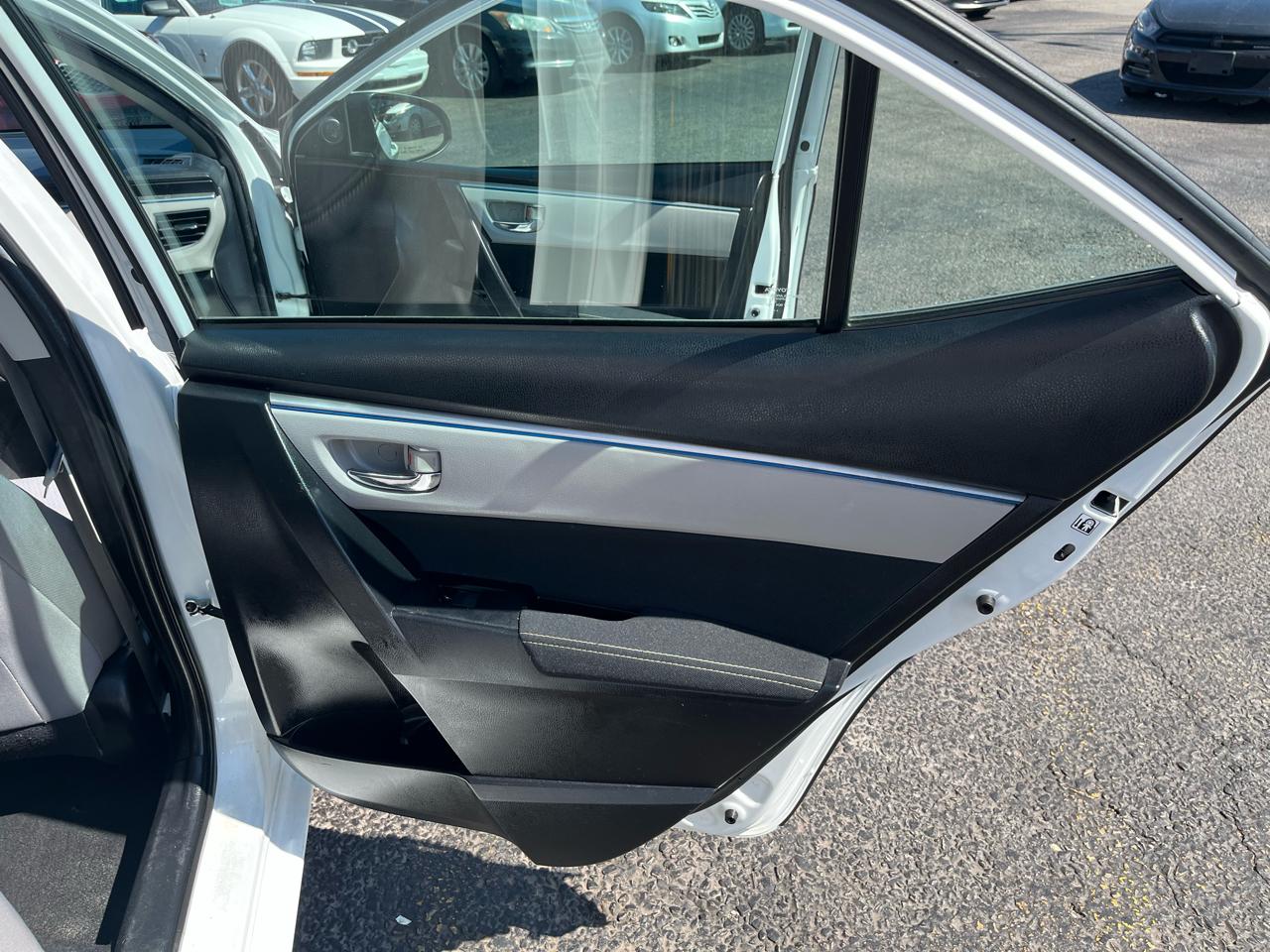 Toyota Corolla LE Eco Plus CVT 2015